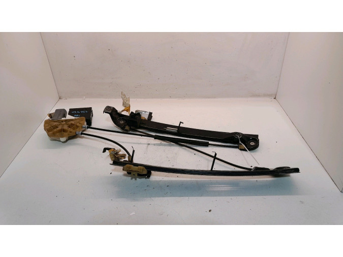 ELEVALUNAS DELANTERO IZQUIERDO SEAT LEON 2005