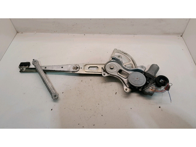 ELEVALUNAS TRASERO IZQUIERDO TOYOTA PRIUS 2011