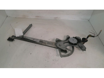 ELEVALUNAS TRASERO DERECHO TOYOTA PRIUS 2011