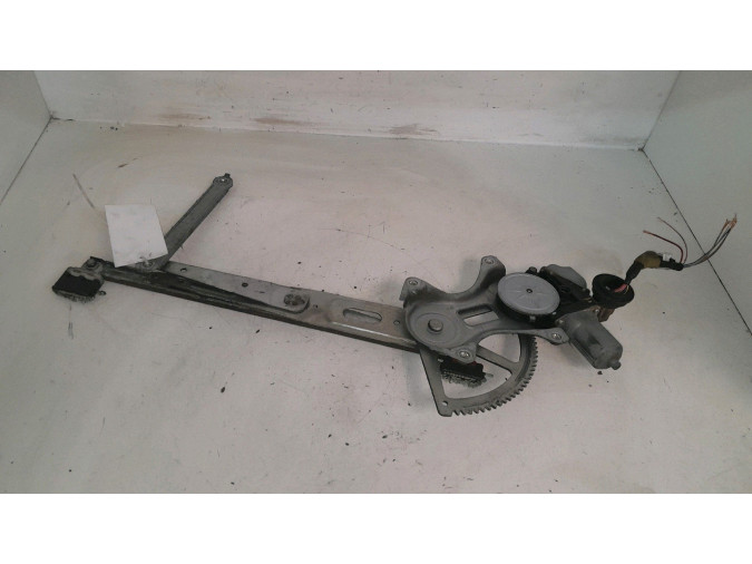 ELEVALUNAS TRASERO DERECHO TOYOTA PRIUS 2011