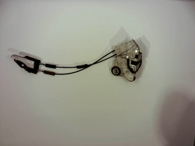 CERRADURA PUERTA DELANTERA IZQUIERDA TOYOTA PRIUS 2011