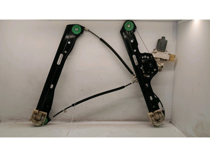 ELEVALUNAS DELANTERO IZQUIERDO BMW 118D 2004