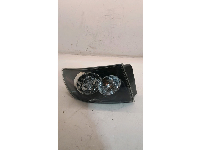 	PILOTO TRASERO IZQUIERDO EXTERIOR MAZDA 3 2009
