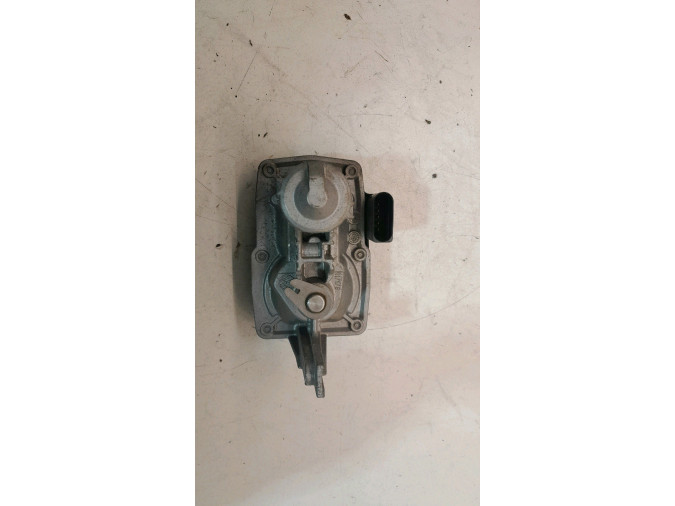 CAJA MARIPOSA AUDI A4 2019
