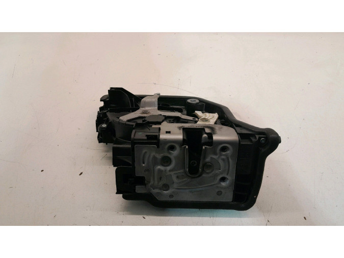 CERRADURA PUERTA TRASERA DERECHA BMW 218D 2016