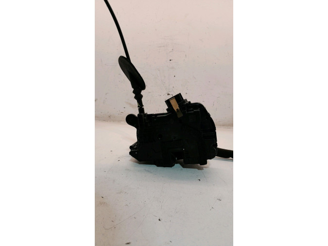 CERRADURA PUERTA DELANTERA DERECHA RENAULT CLIO 2017