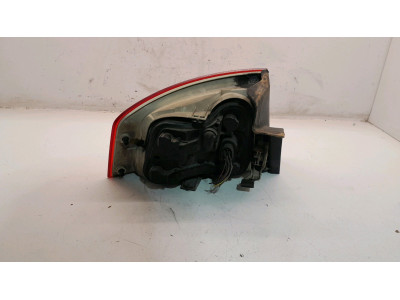 PILOTO TRASERO DERECHO AUDI A4 2006