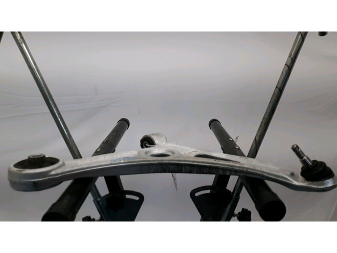 BRAZO SUSPENSION INFERIOR DELANTERO DERECHO HYUNDAI IONIQ 44438