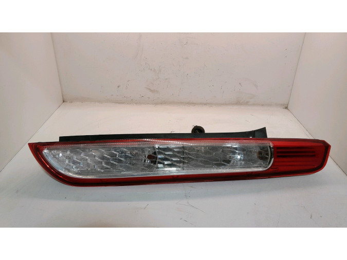 PILOTO TRASERO DERECHO FORD FOCUS 2010