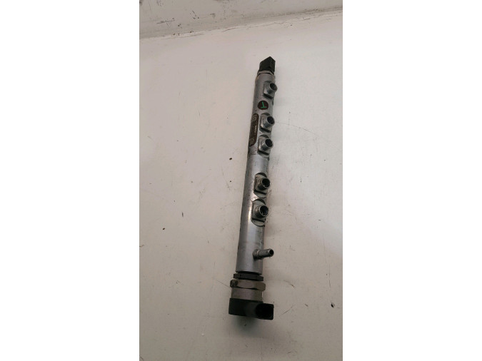 RAMPA INYECCION BMW SERIE 1 2007