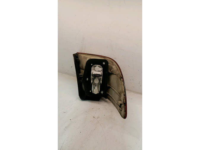 PILOTO TRASERO DERECHO EXTERIOR MERCEDES B 180 CDI 2008