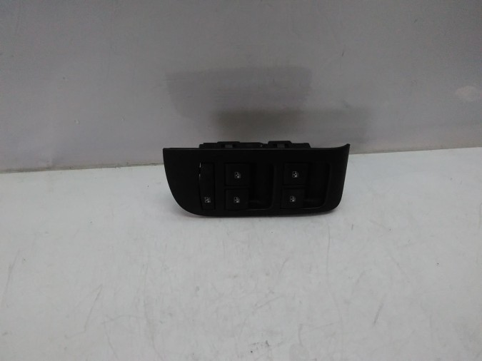 MANDO ELEVALUNAS DELANTERO IZQUIERDO OPEL ZAFIRA 2016