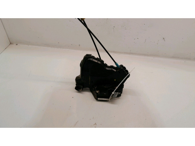 CERRADURA PUERTA DELANTERA DERECHA TOYOTA RAV4 2015