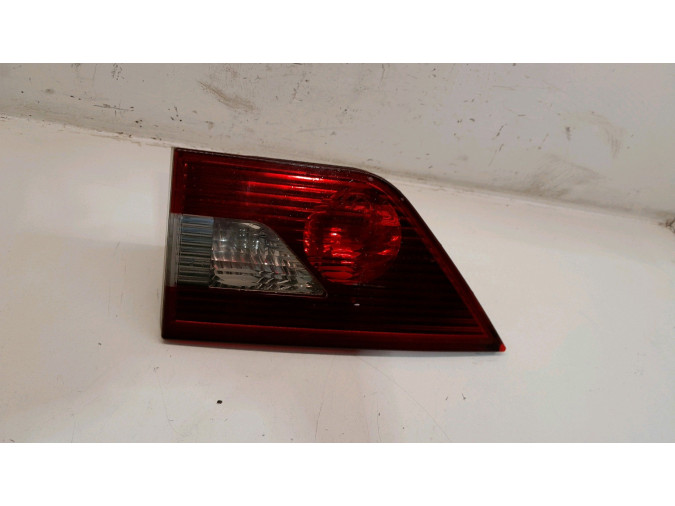 PILOTO TRASERO DERECHO INTERIOR BMW X3 2005