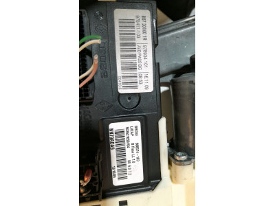 ELEVALUNAS DELANTERO DERECHO RENAULT LAGUNA 2009