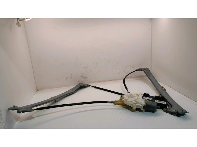 ELEVALUNAS DELANTERO DERECHO RENAULT LAGUNA 2009
