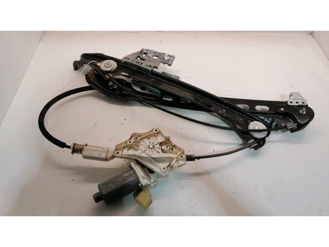 ELEVALUNAS TRASERO IZQUIERDO MERCEDES CLS 500 2004