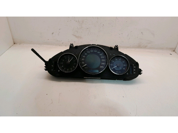 CUADRO INSTRUMENTOS MERCEDES CLASE CLS 2004
