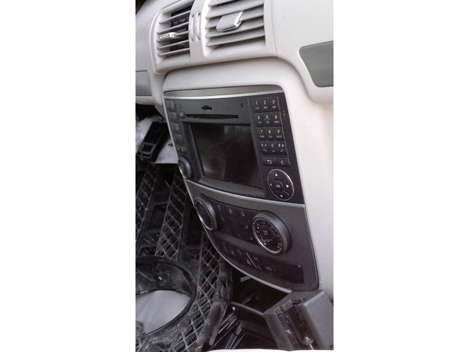 Autorradio MERCEDES R 350 CDI 4MATIC 2012