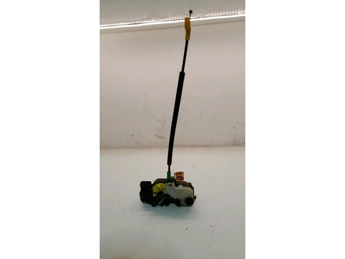 CERRADURA PUERTA TRASERA IZQUIERDA CHEVROLET CRUZE 2012