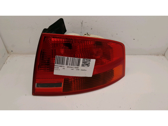 PILOTO TRASERO DERECHO AUDI A4 2005