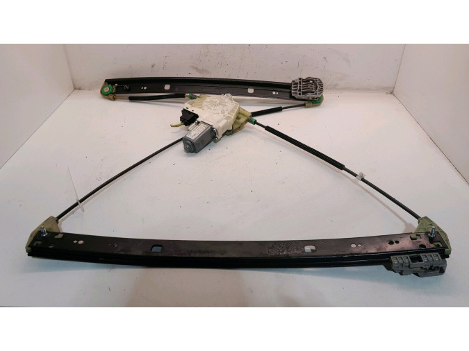 ELEVALUNAS DELANTERO DERECHO AUDI Q7 2008