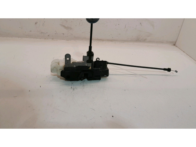 CERRADURA PUERTA DELANTERA DERECHA VOLVO V40 2013