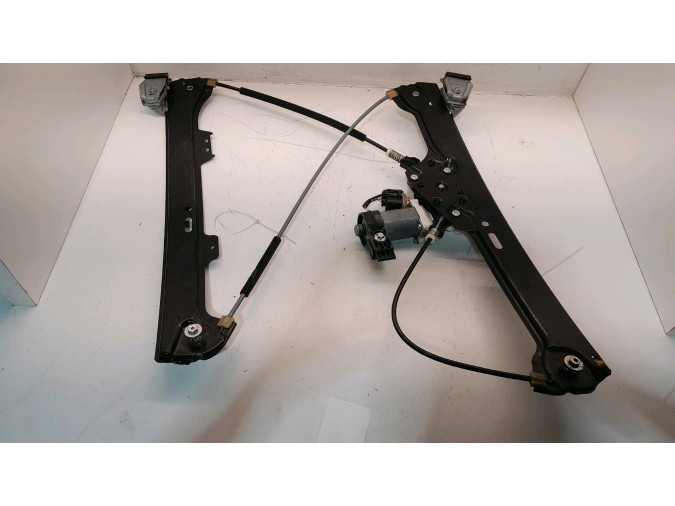 ELEVALUNAS DELANTERO IZQUIERDO BMW 530D 2006