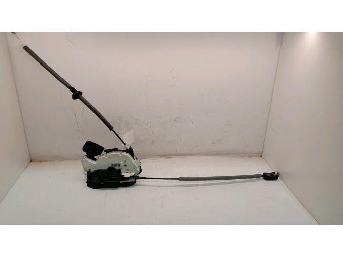 CERRADURA PUERTA DELANTERA DERECHA SEAT TOLEDO 2016