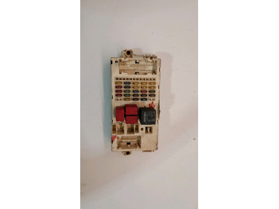 CAJA FUSIBLES ALFA ROMEO GT 2004