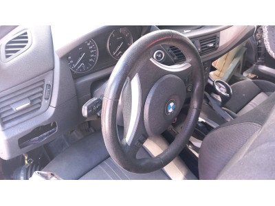 VOLANTE BMW X1 2011