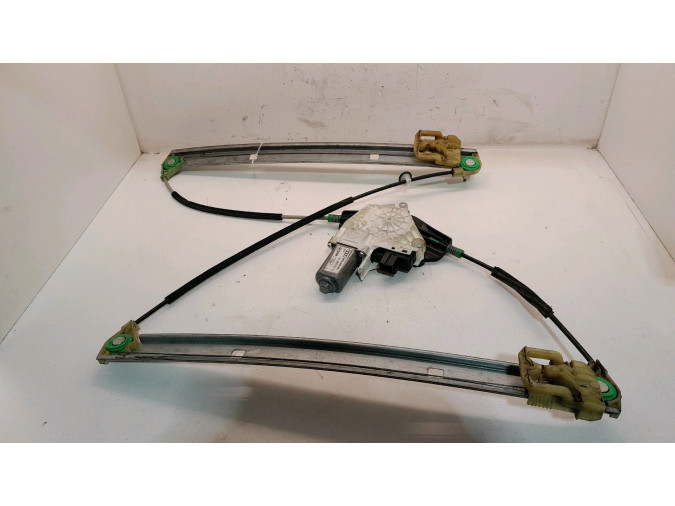ELEVALUNAS DELANTERO IZQUIERDO AUDI Q5 2008