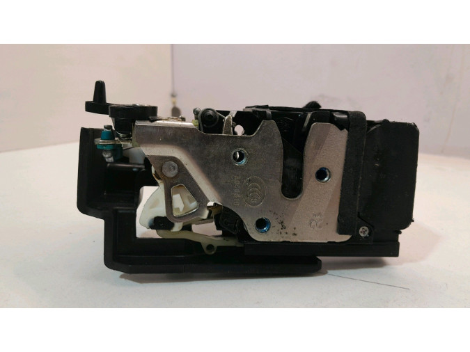 CERRADURA PUERTA TRASERA DERECHA CHEVROLET EPICA 2009