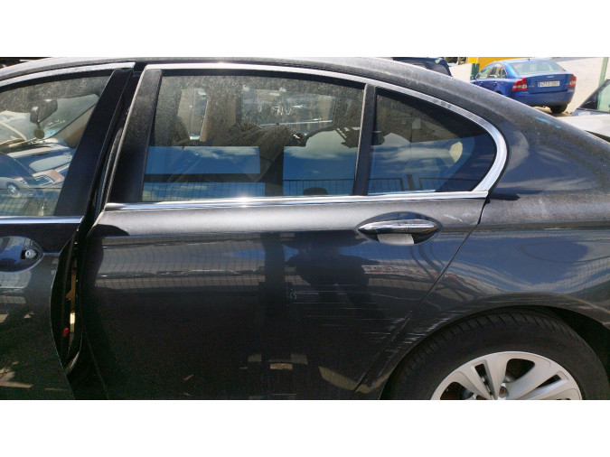 PUERTA TRASERA IZQUIERDA BMW 740I 2008