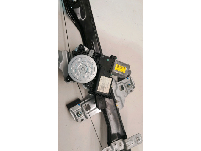 ELEVALUNAS DELANTERO DERECHO OPEL MOKKA 2015
