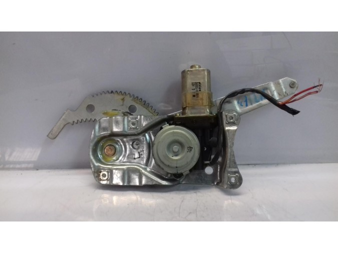 ELEVALUNAS TRASERO IZQUIERDO MAZDA 323 2001