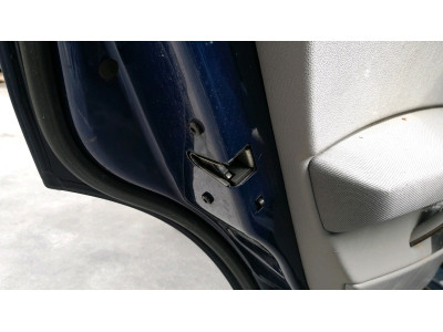CERRADURA PUERTA TRASERA IZQUIERDA BMW X3 2005