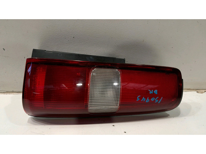 PILOTO TRASERO DERECHO SUZUKI JIMNY 2011