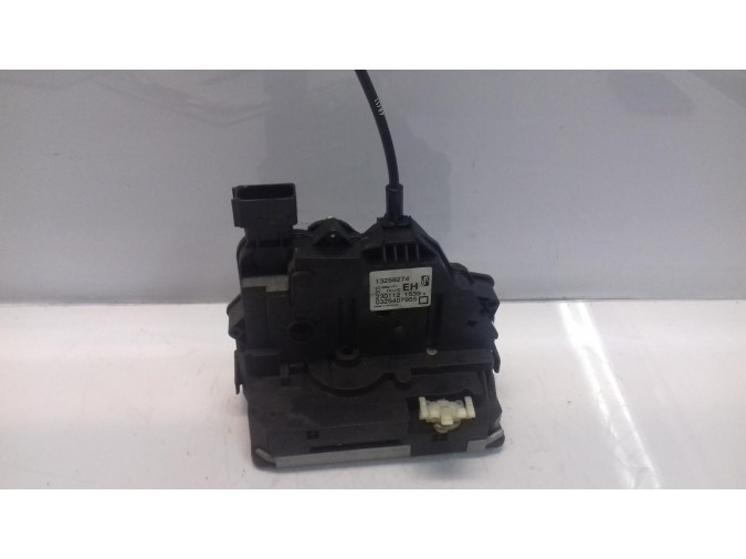 CERRADURA PUERTA DELANTERA DERECHA OPEL CORSA 2012