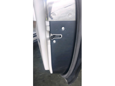 CERRADURA PUERTA DELANTERA IZQUIERDA MERCEDES E 220 CDI / D 2010