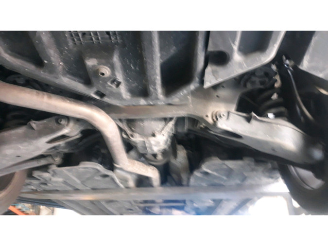 PUENTE TRASERO MERCEDES E 220 CDI / D 2010