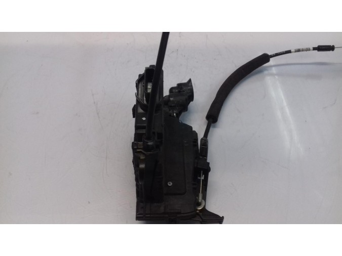 CERRADURA PUERTA TRASERA IZQUIERDA RENAULT CAPTUR 2014