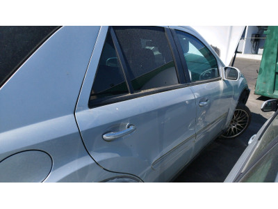 PUERTA TRASERA DERECHA MERCEDES ML 420 CDI 4MATIC 2007