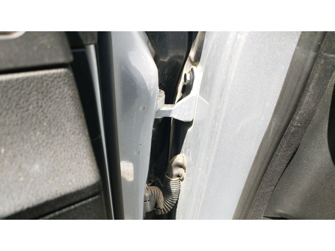 BISAGRA SUP.PUERTA I MERCEDES ML 420 CDI 4MATIC 2007