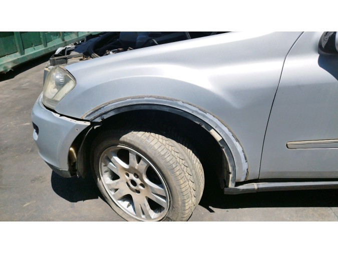 ALETA DELANTERA IZQUIERDA MERCEDES ML 420 CDI 4MATIC 2007