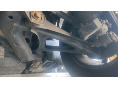 BRAZO SUSPENSION SUPERIOR TRASERO DERECHO PORSCHE CAYENNE 2007