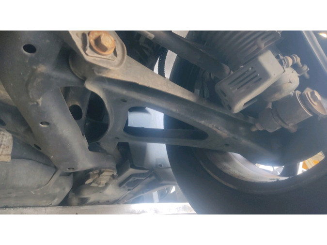 BRAZO SUSPENSION SUPERIOR TRASERO DERECHO PORSCHE CAYENNE 2007
