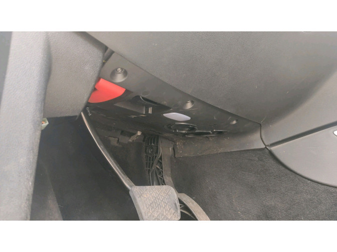 CAJA PORTAFUSIBLES MERCEDES GL 420 CDI 4MATIC 2006