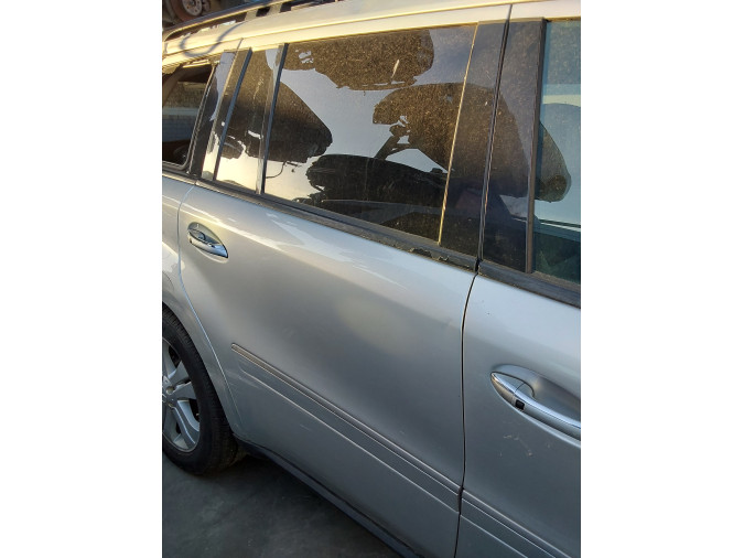 PUERTA TRASERA DERECHA MERCEDES GL 420 CDI 4MATIC 2006