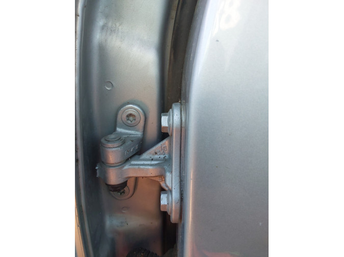 BISAGRA SUP.PUERTA D MERCEDES GL 420 CDI 4MATIC 2006